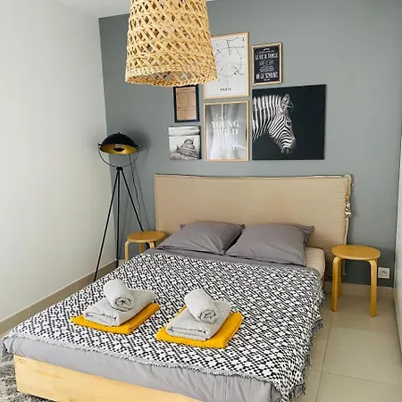 Apartman Un Coin De Tranquillite Non Loin De La