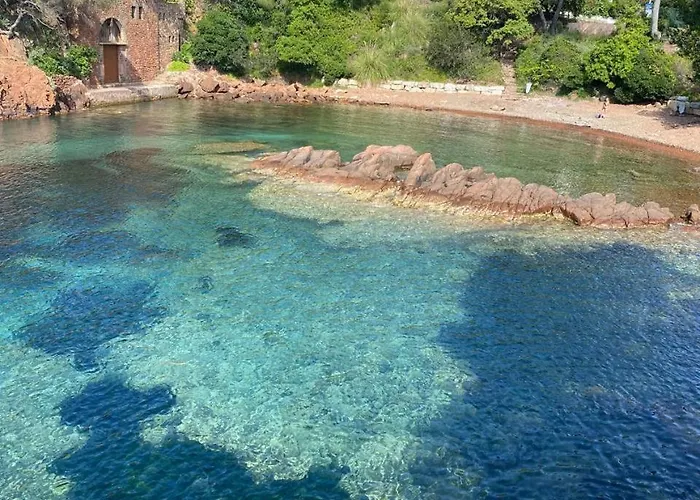 Un Coin De Tranquillite Non Loin De La Apartman